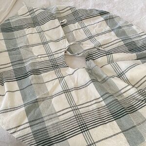 Hearth and Hand Xmas tree skirt